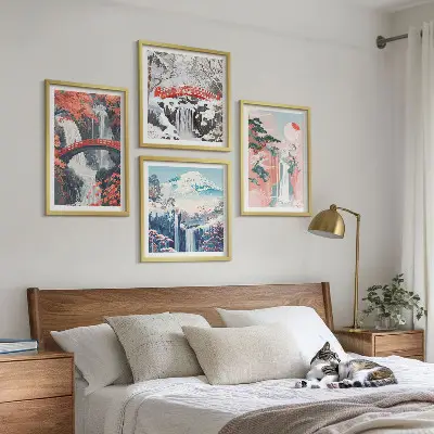 Conjunto de 4 quadros com moldura com estampas de cachoeiras pontes árvores e estações do ano