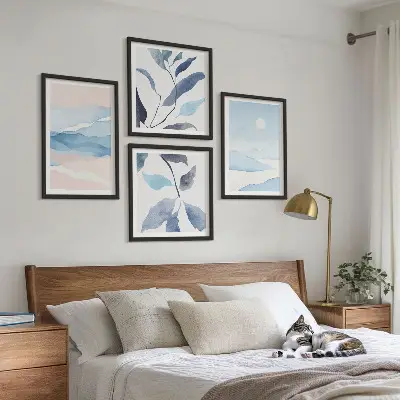 Políptico com moldura paisagens de montanha e plantas em aquarela