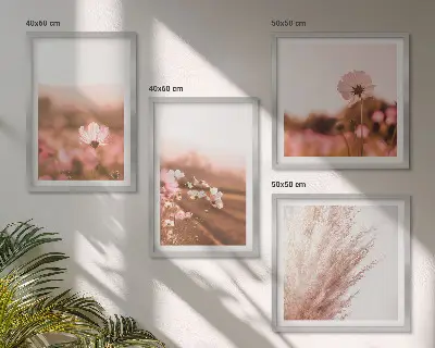 Conjunto de 4 quadros com moldura com estampa de flores silvestres nos prados durante o verão