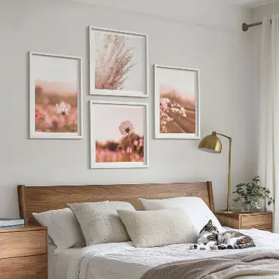 Conjunto de 4 quadros com moldura com estampa de flores silvestres nos prados durante o verão