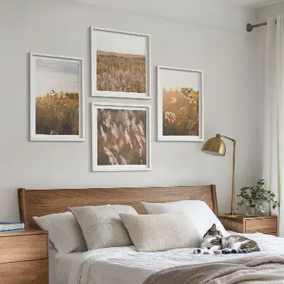 Conjunto de 4 quadros com moldura flores dos prados ao pôr do sol