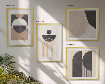 Composição de quadros Formas abstratas em tons de bege e marrom.