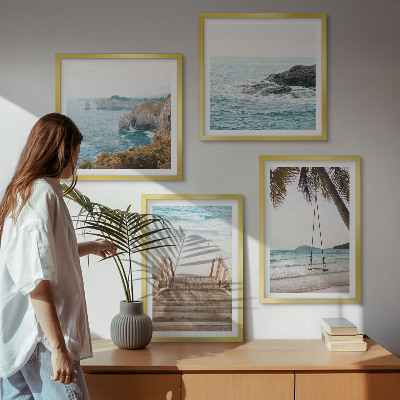 Políptico com moldura Balanço com vista para o mar na praia com escadas