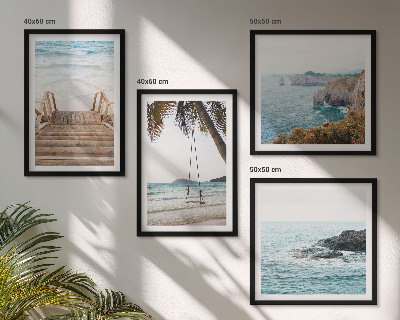 Políptico com moldura Balanço com vista para o mar na praia com escadas