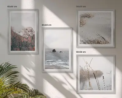 Conjunto de 4 quadros com moldura com estampa de ondas abstratas em tons pastel de cinza