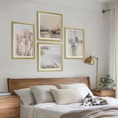 Conjunto de 4 quadros com moldura com padrões abstratos de vegetação