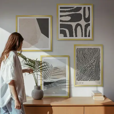 Composição de quadros com estampas abstratas de decoração estilo boho