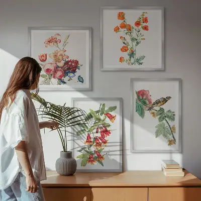 Conjunto de 4 quadros com moldura com estampa de flores pintadas e pássaro retrô