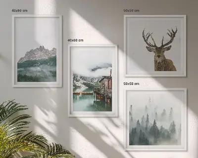 Políptico com moldura com paisagem de montanhas, lago, veados, cabana e neblina
