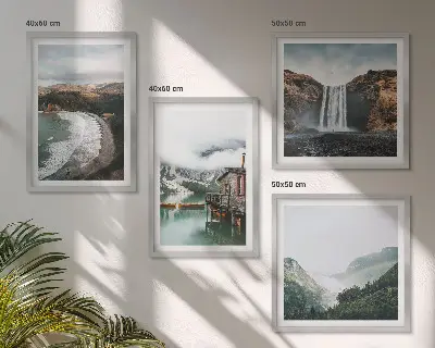 Políptico com moldura paisagem de montanhas nuvens e água