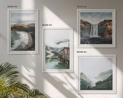 Políptico com moldura paisagem de montanhas nuvens e água