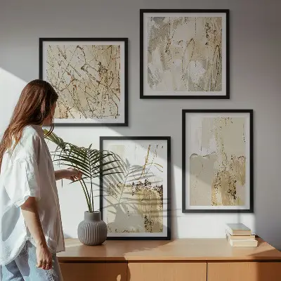 Composição de quadros com padrões abstratos em bege e branco