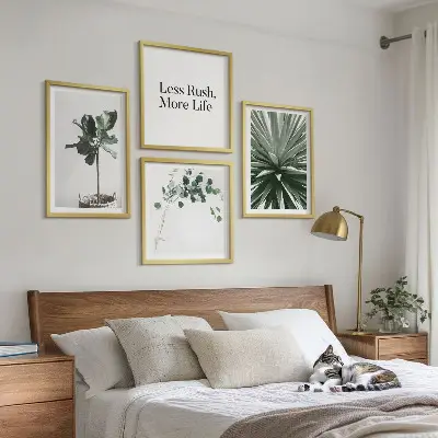 Políptico com moldura com estética minimalista de plantas verdes