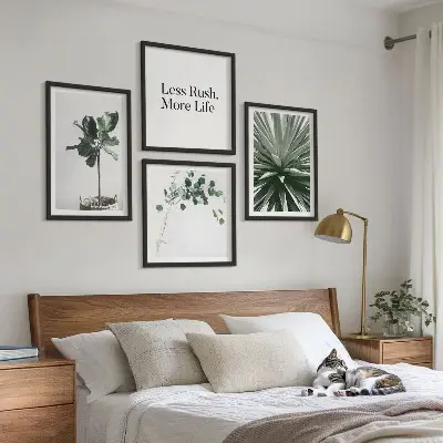 Políptico com moldura com estética minimalista de plantas verdes