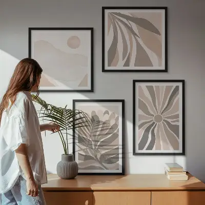 Conjunto de 4 quadros com moldura com padrões abstratos de plantas