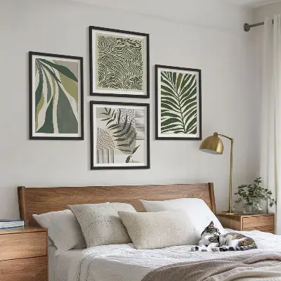 Composição de quadros com ilustrações de folhas e ondas em tons pastel