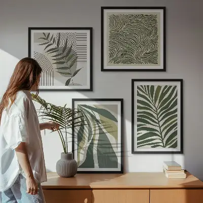 Composição de quadros com ilustrações de folhas e ondas em tons pastel