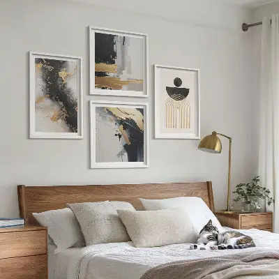 Conjunto de 4 quadros com moldura com composição geométrica abstrata