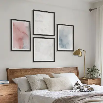 Conjunto de 4 quadros com moldura com texturas em tons pastel de aquarela