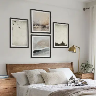 Conjunto de 4 quadros com moldura com estampa de pássaros e pedras