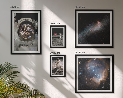 Conjunto de 5 quadros com moldura Astronautas pousando na Lua
