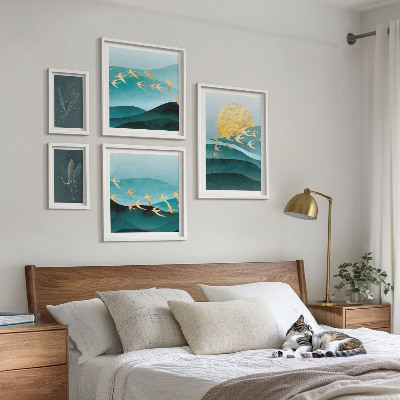 Conjunto de 5 quadros decorativos A harmonia entre pássaros e ondas em um estilo moderno.