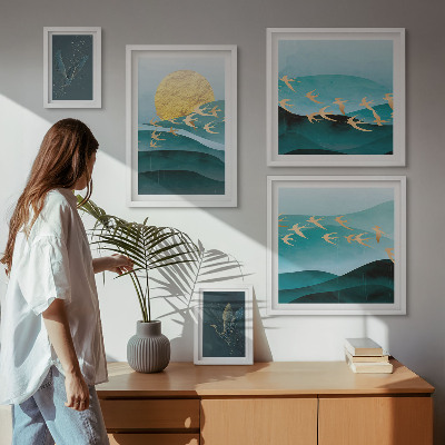 Conjunto de 5 quadros decorativos A harmonia entre pássaros e ondas em um estilo moderno.