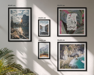 Conjunto de 5 quadros com moldura Paisagens de cachoeiras nas montanhas