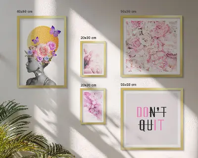 Conjunto de 5 quadros decorativos com motivos florais e figura feminina