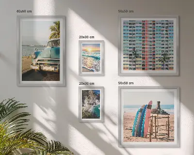 Conjunto de 5 quadros com moldura com temática de paisagens de praia elegantes