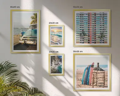 Conjunto de 5 quadros com moldura com temática de paisagens de praia elegantes