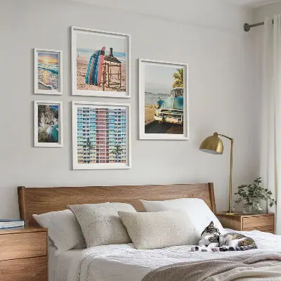 Conjunto de 5 quadros com moldura com temática de paisagens de praia elegantes