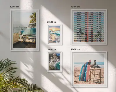 Conjunto de 5 quadros com moldura com temática de paisagens de praia elegantes