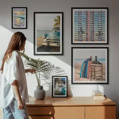 Conjunto de 5 quadros com moldura com temática de paisagens de praia elegantes