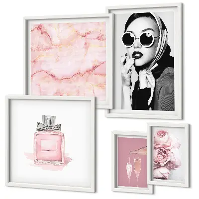 Galeria de parede com detalhes elegantes em rosa