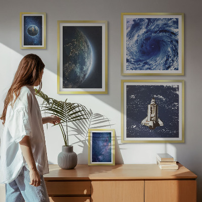 Conjunto de 5 quadros com moldura Paisagens cósmicas da Terra
