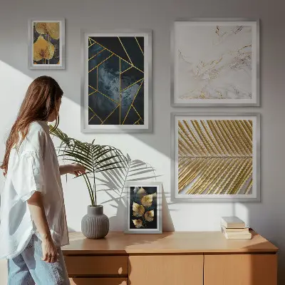 Conjunto de 5 quadros decorativos com estampas de folhas elegantes e geometria