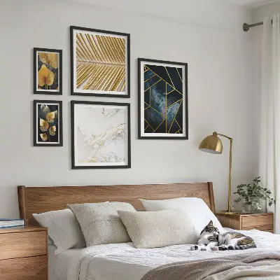 Conjunto de 5 quadros decorativos com estampas de folhas elegantes e geometria