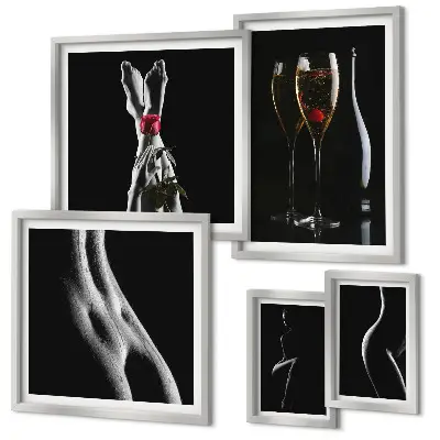 Galeria de parede com detalhes elegantes em preto e vermelho