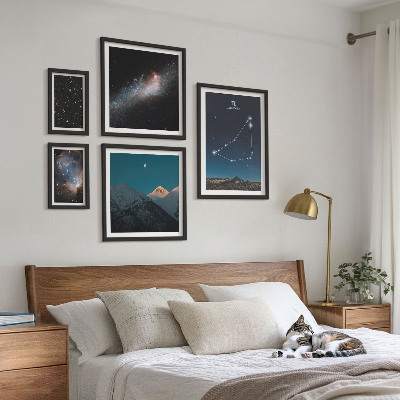 Parede galeria de quadros paisagens cósmicas constelações
