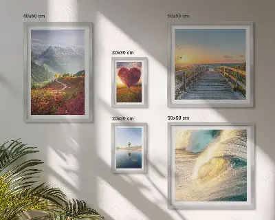 Galeria de quadros para parede com estampas de paisagens, montanhas, corações, ondas e balões