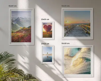 Galeria de quadros para parede com estampas de paisagens, montanhas, corações, ondas e balões