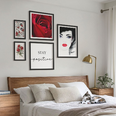 Conjunto de 5 quadros decorativos Retratos de mulheres com flores em estilo vintage