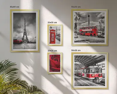 Conjunto de 5 quadros decorativos com temática de ícones arquitetônicos e veículos
