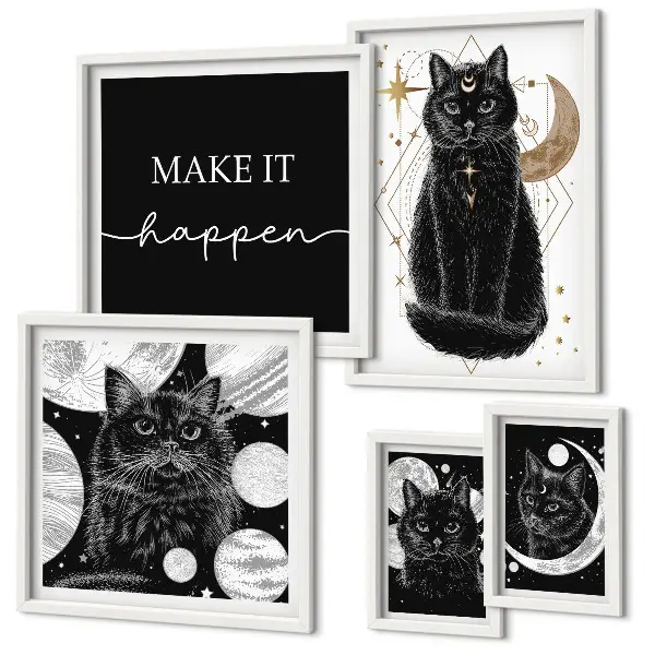 Galeria de parede com estampas de gatos pretos estilo boho