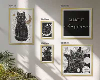 Galeria de parede com estampas de gatos pretos estilo boho