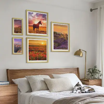 Conjunto de 5 quadros decorativos com paisagens da natureza cavalos e flores