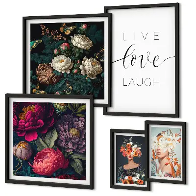 Galeria de parede com slogans motivacionais e flores