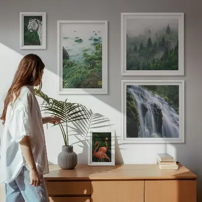Conjunto de 5 quadros com moldura com estampas de natureza e animais selvagens