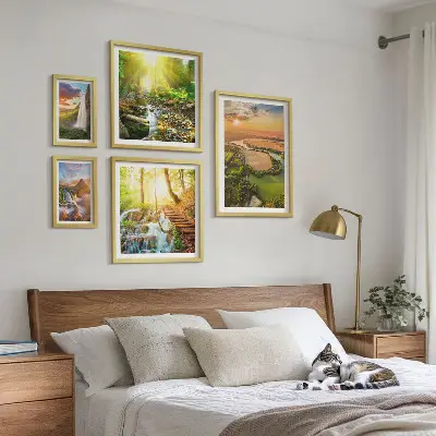 Conjunto de 5 quadros com moldura de paisagens com cachoeiras e vales